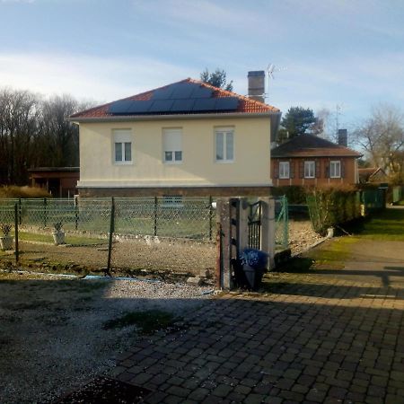 La Maison Ecologique Batilly  Buitenkant foto