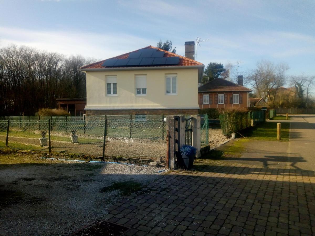 La Maison Ecologique Batilly  Buitenkant foto